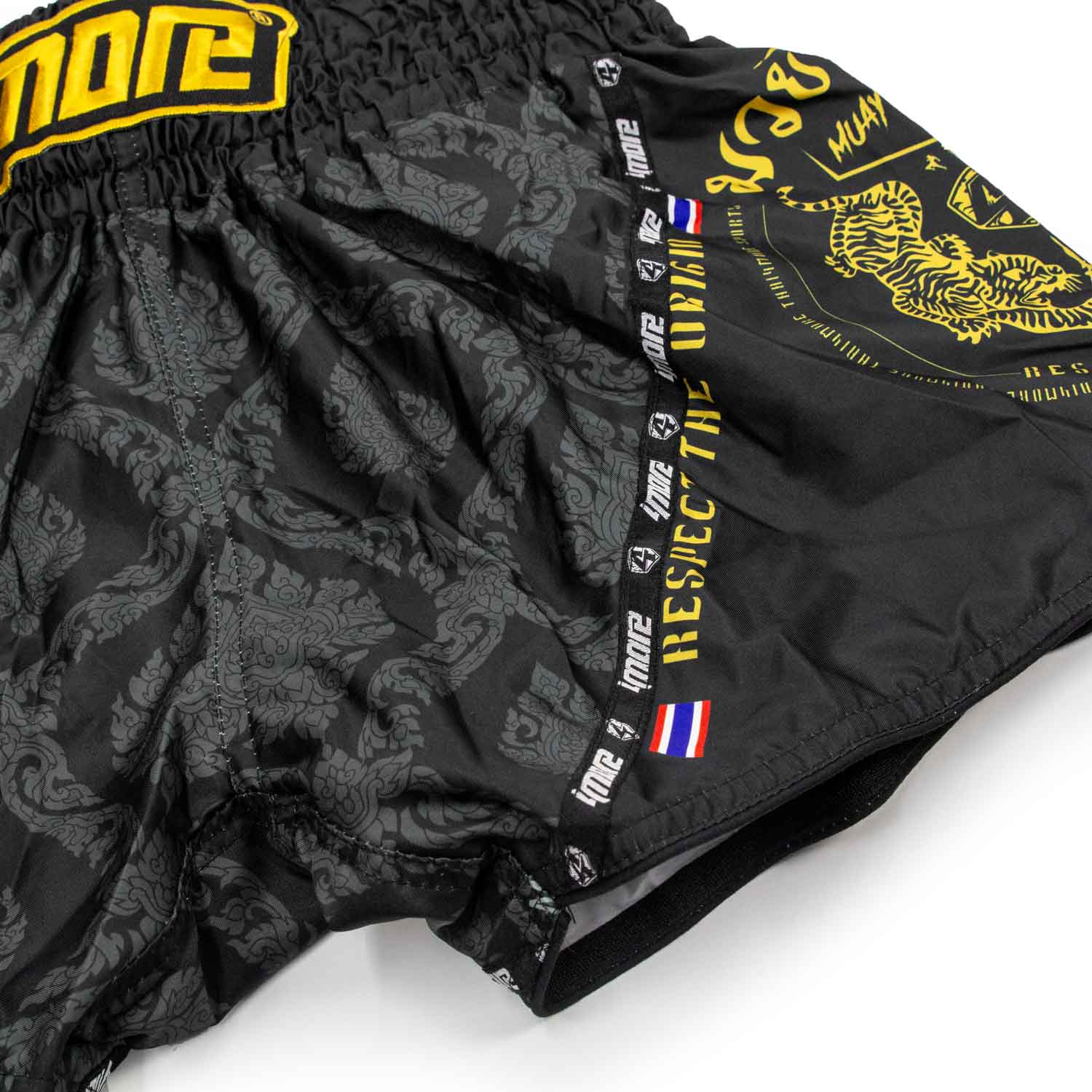 SHORTS MUAYTHAI ORIGIN TIGER